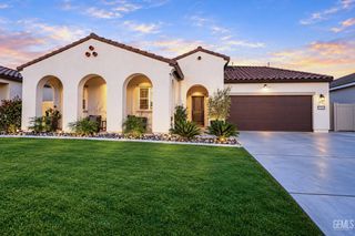 7502 Koyuk River Street, Bakersfield, CA 93311