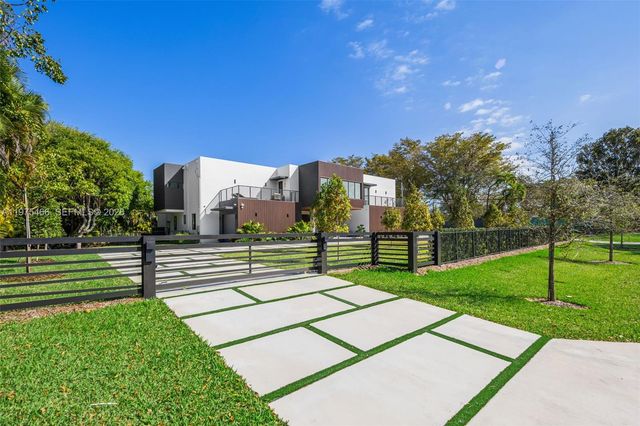 6445 SW 129th Ter, Pinecrest, FL 33156