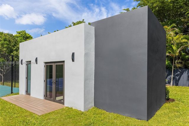 6445 SW 129th Ter, Pinecrest, FL 33156