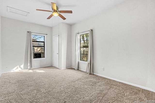 321 Huntington, San Antonio, TX 78207