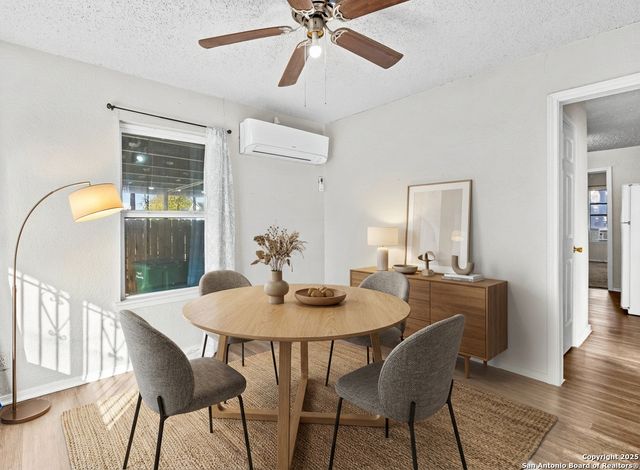 321 Huntington, San Antonio, TX 78207