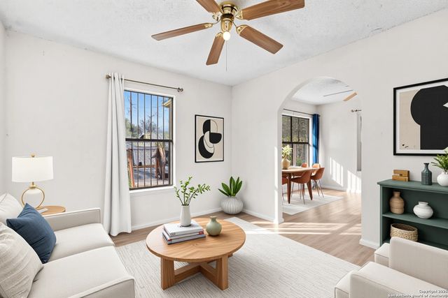 321 Huntington, San Antonio, TX 78207