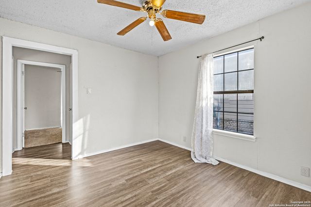 321 Huntington, San Antonio, TX 78207