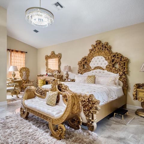 250 Button Bush Lane, Wellington, FL 33414