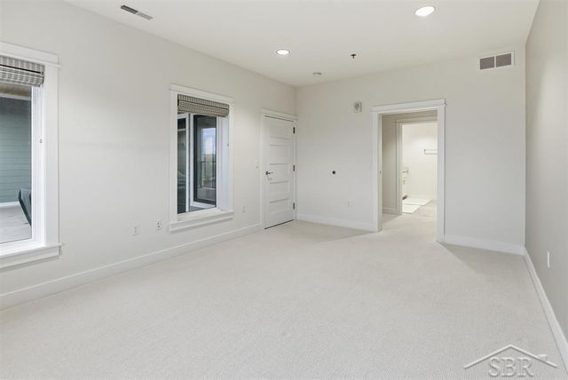 201 E Ellsworth Street 302, Midland, MI 48640