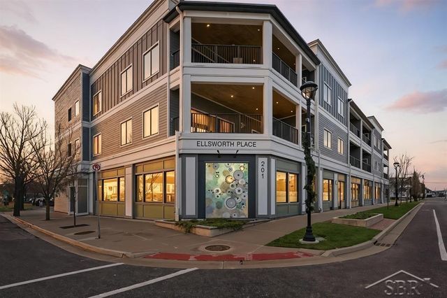 201 E Ellsworth Street 302, Midland, MI 48640