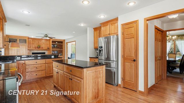 807 Scenic Drive, Midland, MI 48642