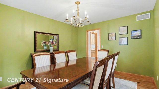 807 Scenic Drive, Midland, MI 48642