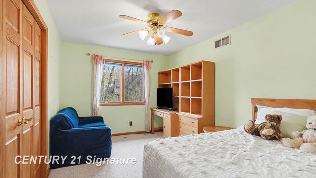 807 Scenic Drive, Midland, MI 48642