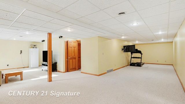 807 Scenic Drive, Midland, MI 48642