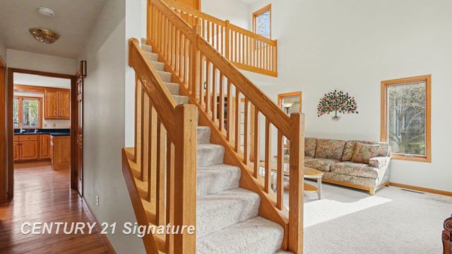 807 Scenic Drive, Midland, MI 48642