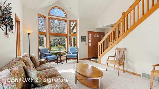 807 Scenic Drive, Midland, MI 48642