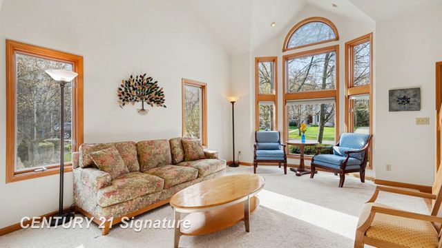 807 Scenic Drive, Midland, MI 48642