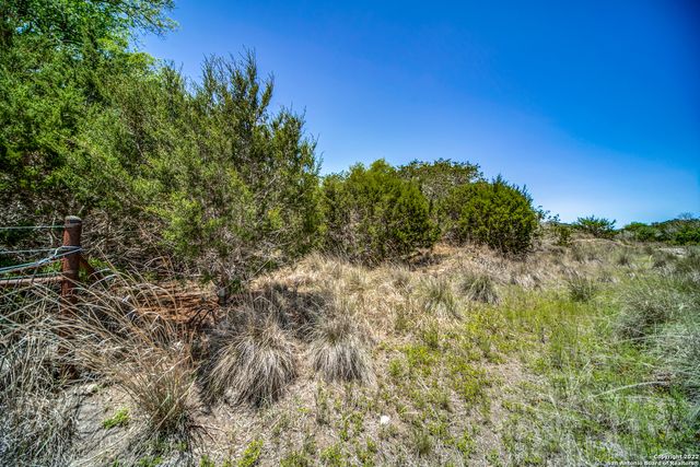 000 Valley View Trl, Comfort, TX 78013