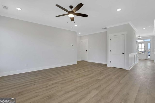 7048 Manchester Drive, Flowery Branch, GA 30542