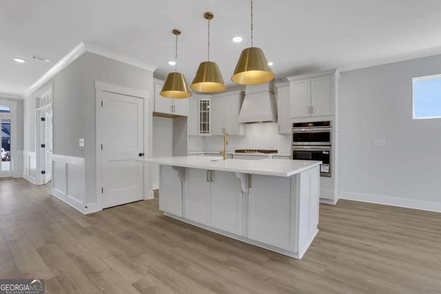 7048 Manchester Drive, Flowery Branch, GA 30542