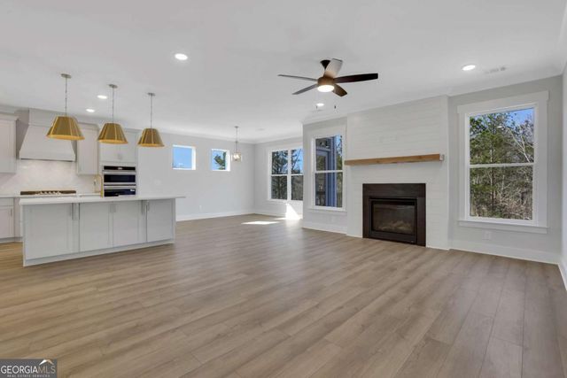 7048 Manchester Drive, Flowery Branch, GA 30542