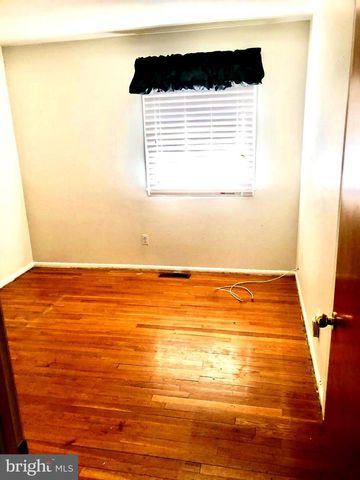 4 THURSTON DR, Upper Marlboro, MD 20774