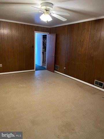 4 THURSTON DR, Upper Marlboro, MD 20774