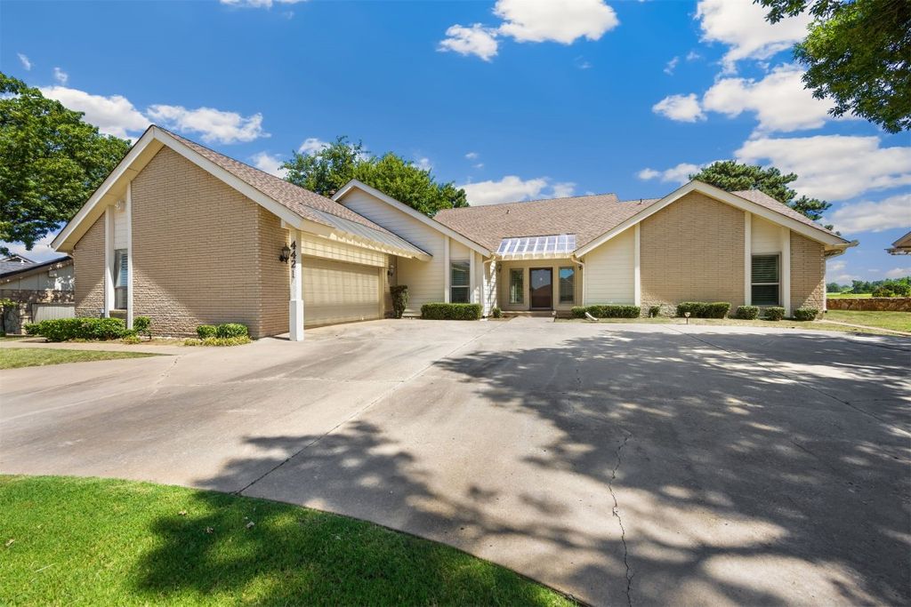 4421 Tamarisk Drive, Oklahoma City, OK 73120