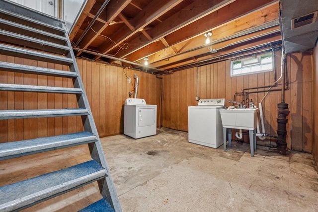 2100 Illinois STREET, Racine, WI 53405