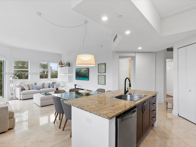 20000 E Country Club Dr 416, Aventura, FL 33180
