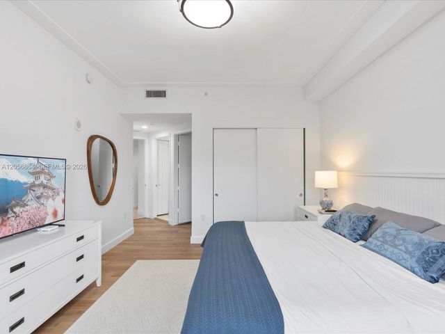 20000 E Country Club Dr 416, Aventura, FL 33180