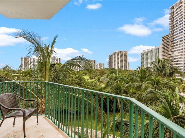 20000 E Country Club Dr 416, Aventura, FL 33180