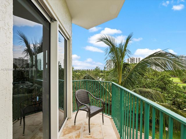 20000 E Country Club Dr 416, Aventura, FL 33180