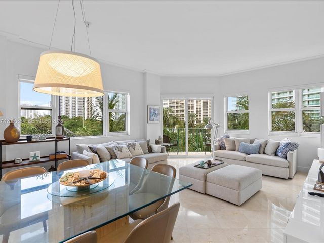 20000 E Country Club Dr 416, Aventura, FL 33180