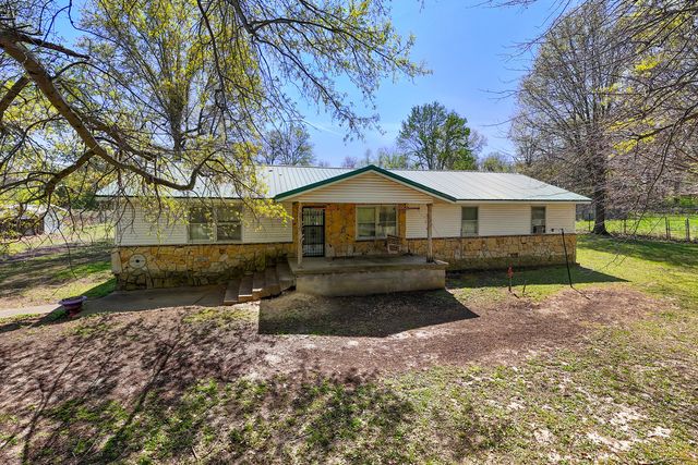 13849 Mustang Road, Marion, IL 62959