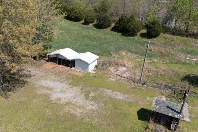 13849 Mustang Road, Marion, IL 62959