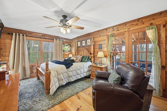 136 Tall Oaks Trail, Blairsville, GA 30512