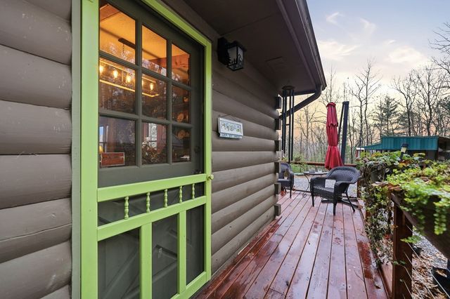 136 Tall Oaks Trail, Blairsville, GA 30512