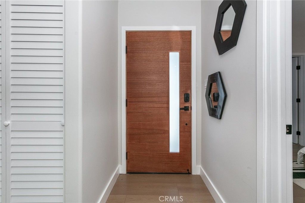 6853 Willis Avenue, Van Nuys, CA 91405 — photo 2