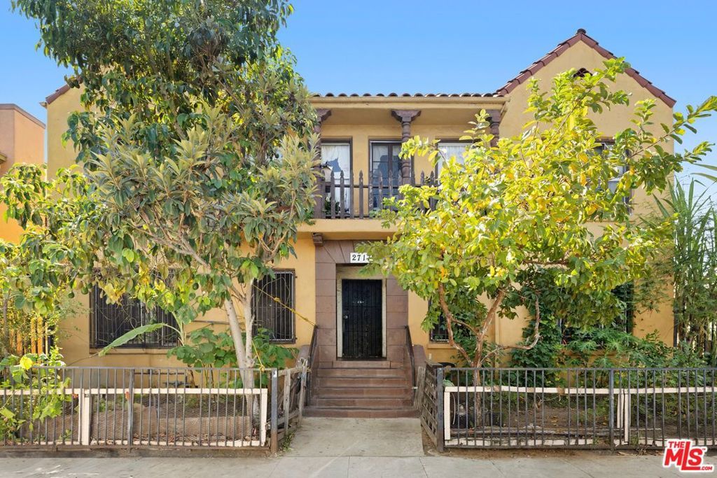 2717 S Budlong Avenue, Los Angeles, CA 90007 — exterior
