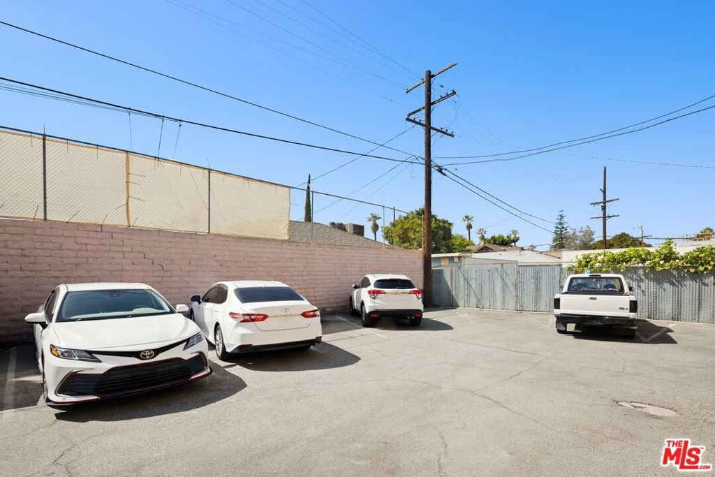 2717 S Budlong Avenue, Los Angeles, CA 90007 — photo 4