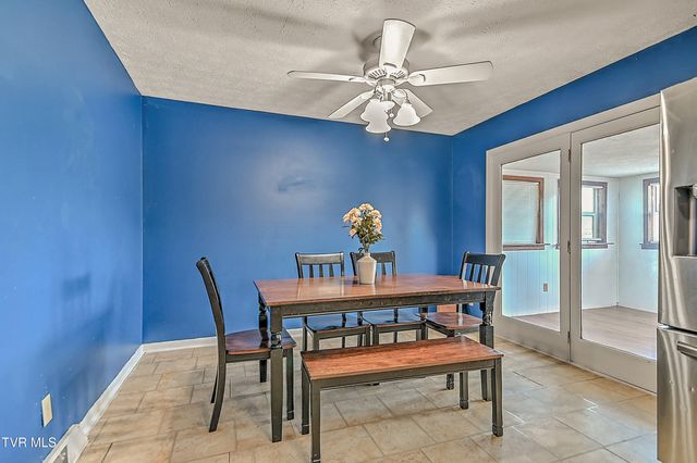 134 Grandview Road, Church Hill, TN 37642