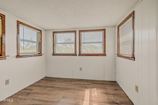 134 Grandview Road, Church Hill, TN 37642