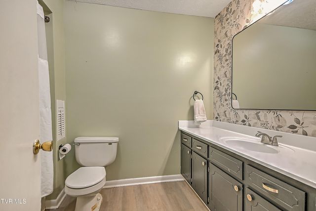 134 Grandview Road, Church Hill, TN 37642