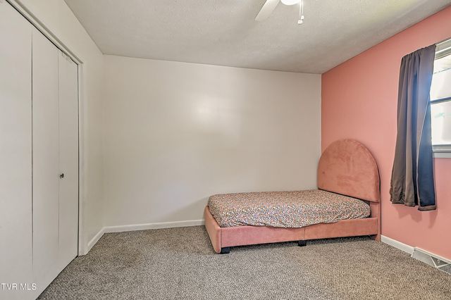 134 Grandview Road, Church Hill, TN 37642