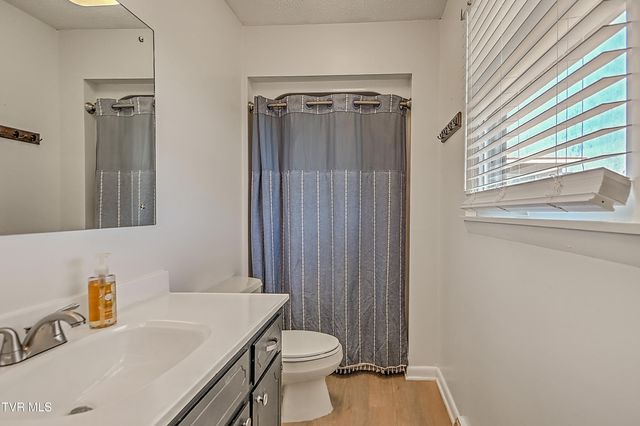 134 Grandview Road, Church Hill, TN 37642