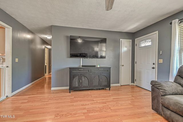 134 Grandview Road, Church Hill, TN 37642