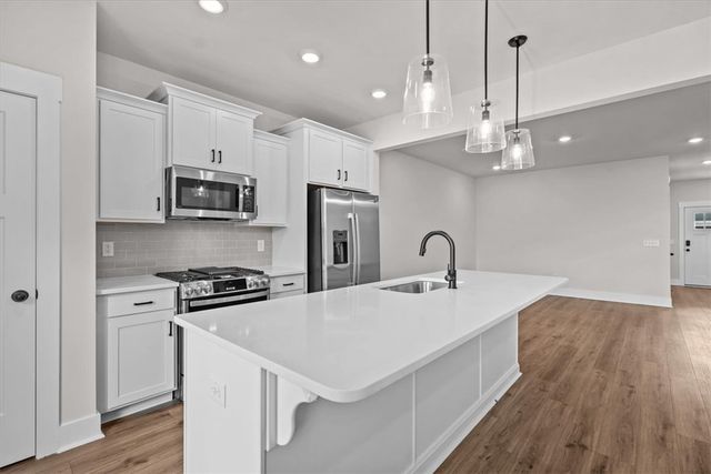 204 Cali Way, Piedmont, SC 29673