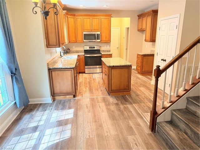 7605 Keating Drive, Stokesdale, NC 27310