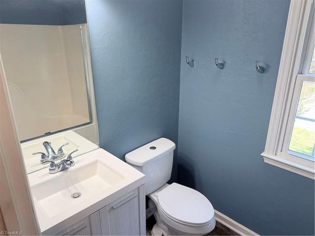 7605 Keating Drive, Stokesdale, NC 27310