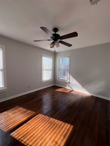 207 Merritt Street, Fort Worth, TX 76114