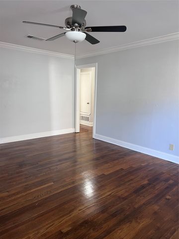 207 Merritt Street, Fort Worth, TX 76114