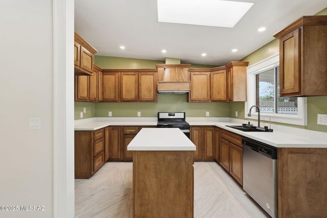 7061 E Edgemont Street, Tucson, AZ 85710