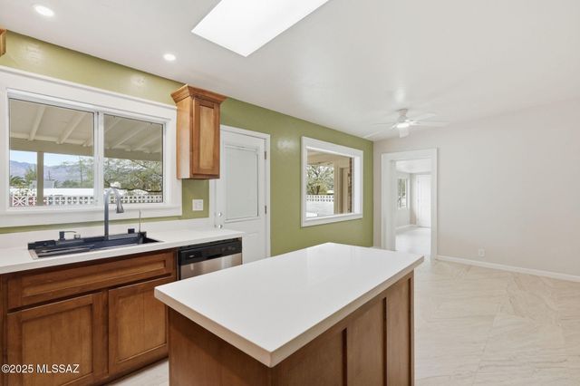 7061 E Edgemont Street, Tucson, AZ 85710